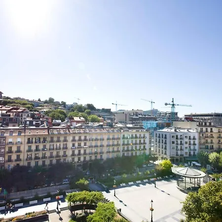 Atico Duplex Centrico Con Parking Incluido شقة