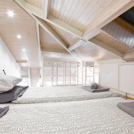 Apartamento Atico Duplex Centrico Con Parking Incluido San Sebastián